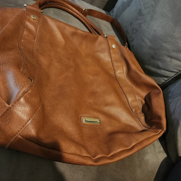 Large Steve Madden Purse - Picture 3 of 10